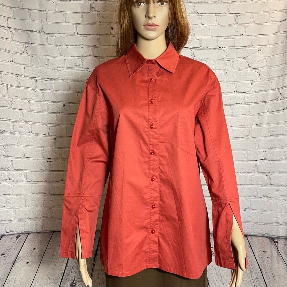 NWT New VHNY Red Cotton Button Down Shirt Size M